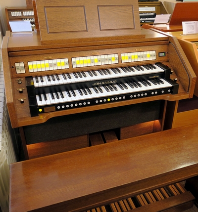Johannus Opus 10