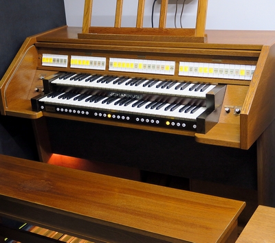 Johannus Opus 25