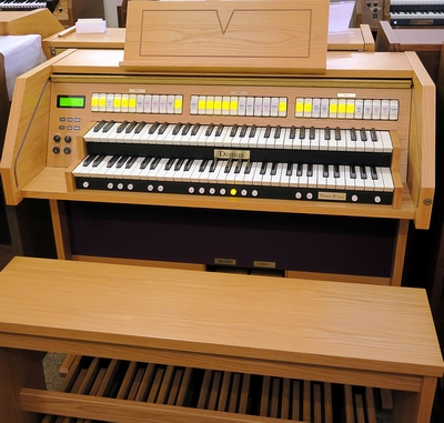 Viscount Vivace 30 DLX